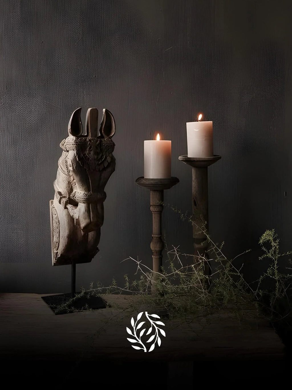 古い家具 Vintage_Home_Decor_Items.webp?