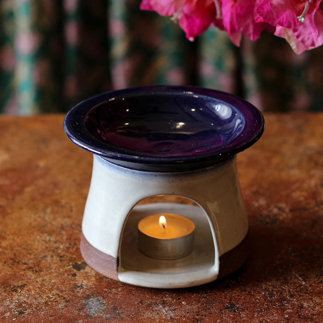 Aromatherapy oil shop burner