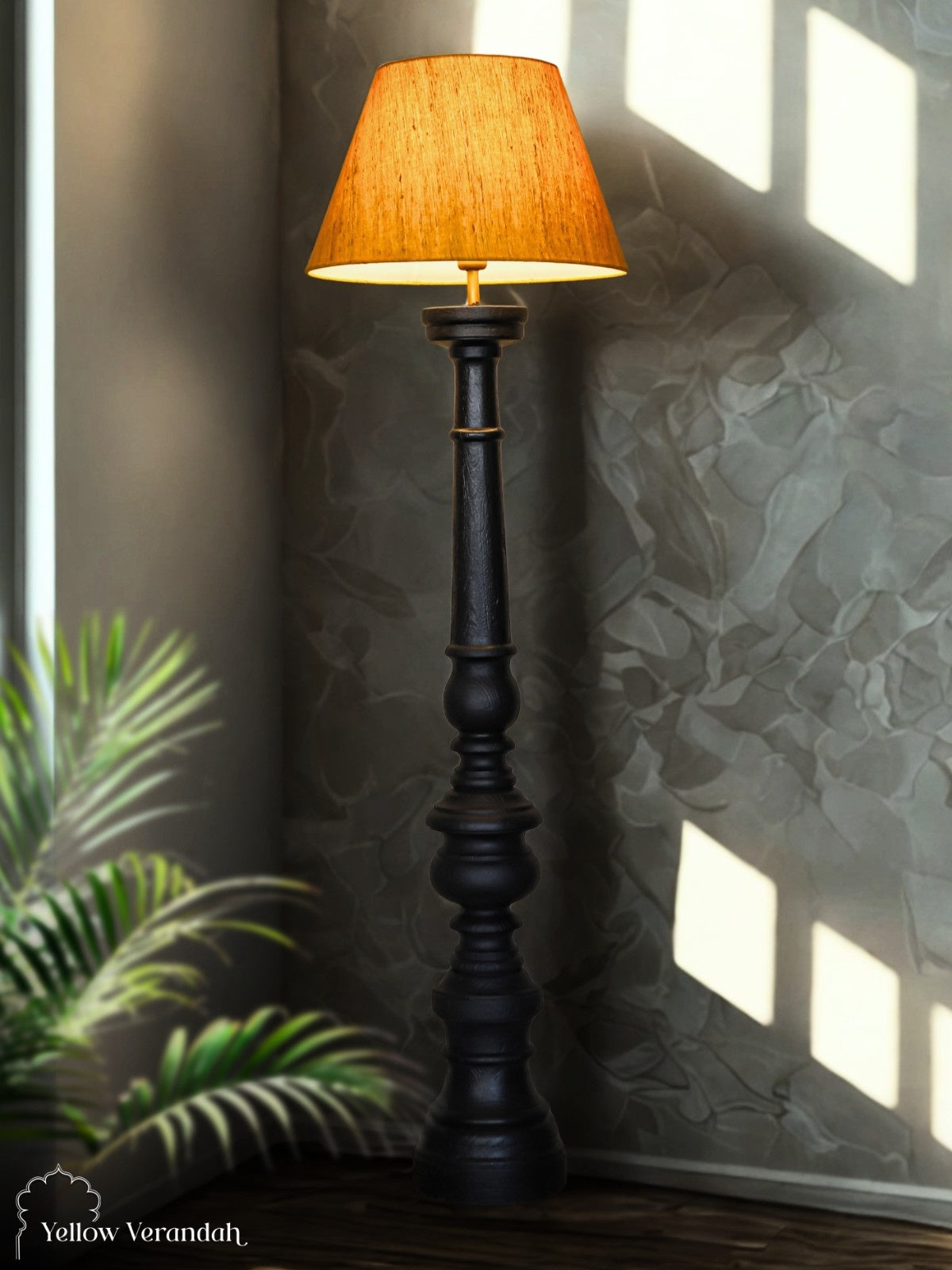 Turning Pillar Floor Lamp With Shade