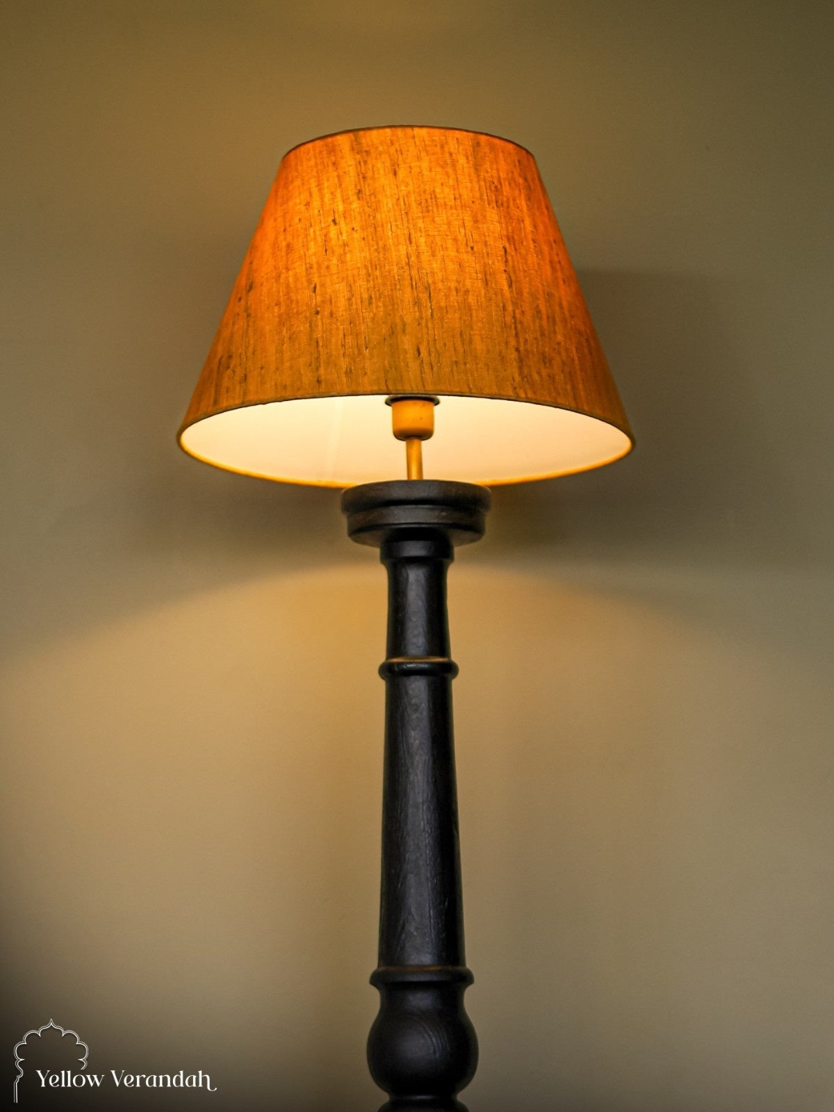Turning Pillar Floor Lamp With Shade