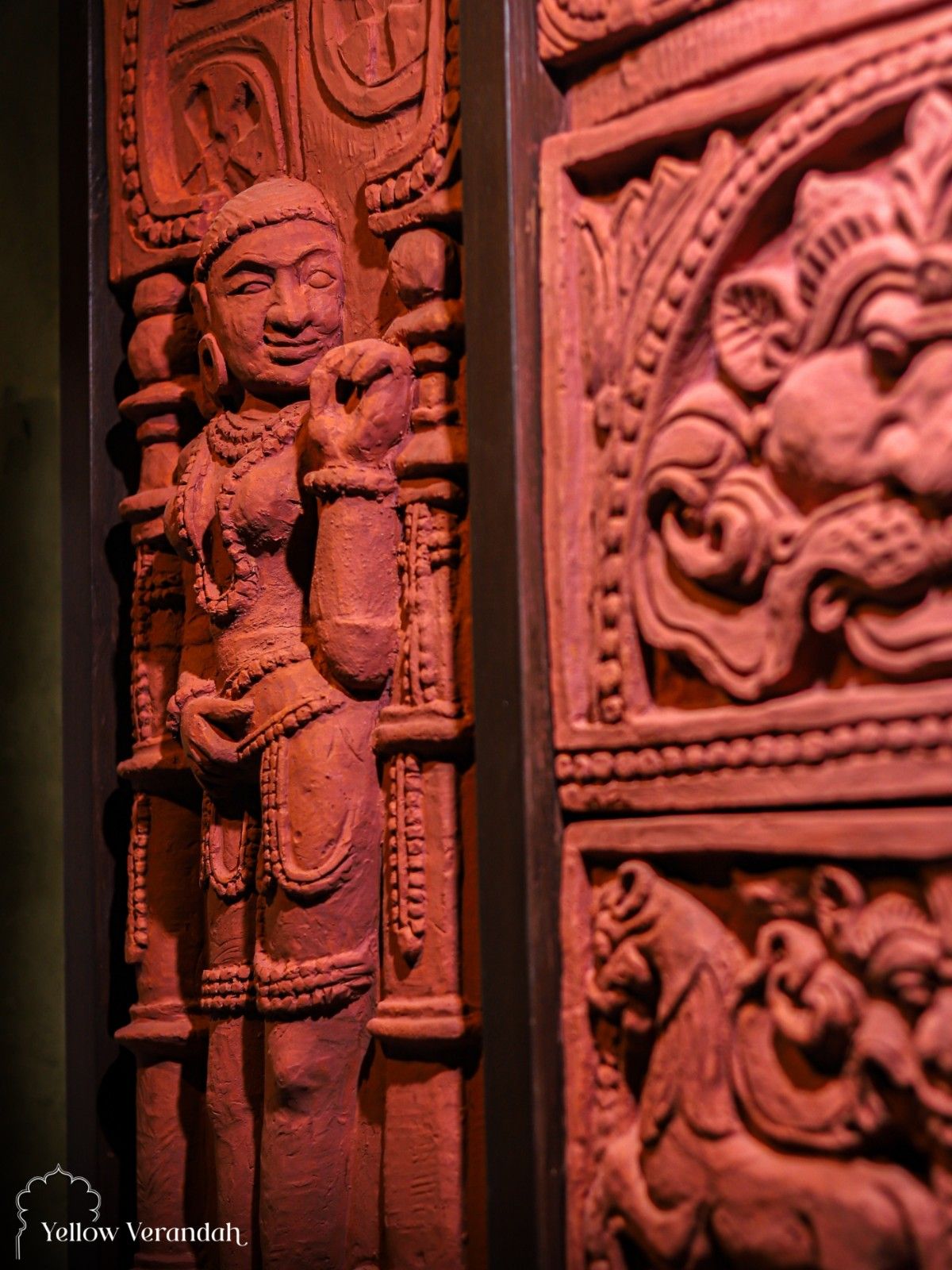 Bengal Terracotta Sculpture Frame – Yellow Verandah