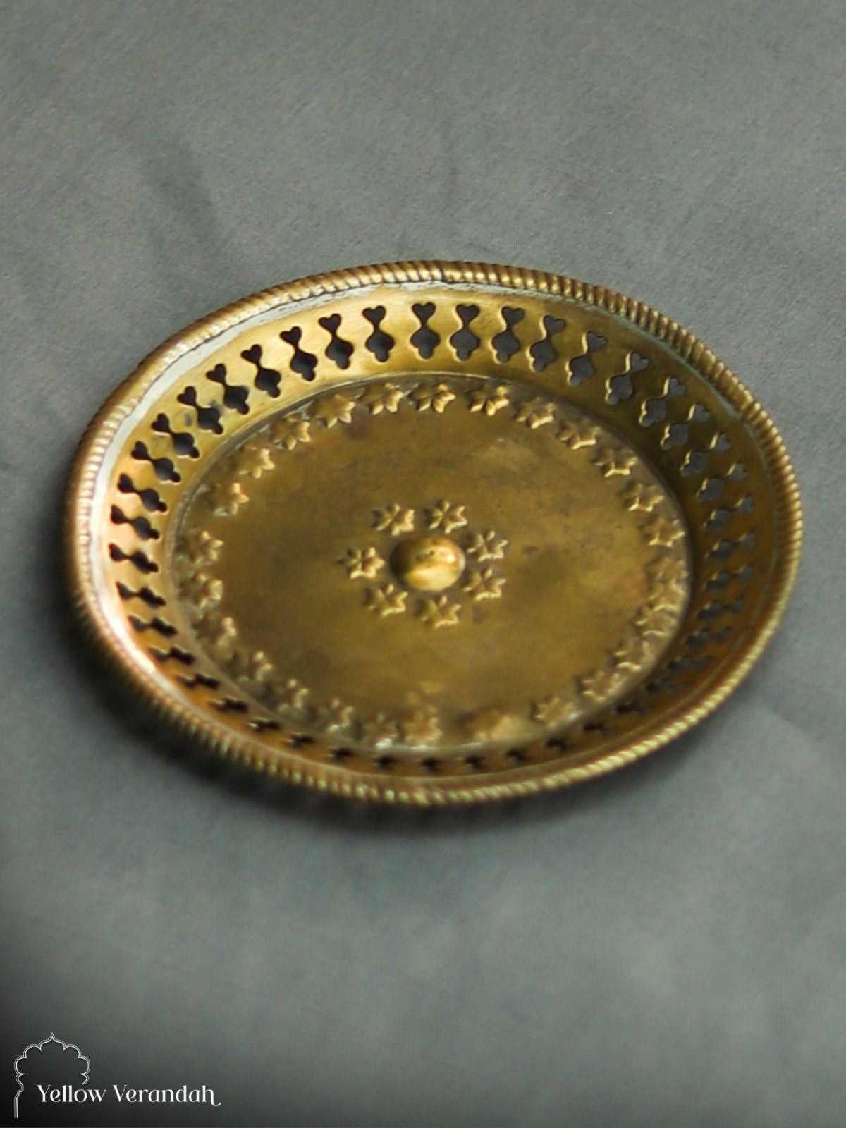 Vintage Brass Plate - 5.5"