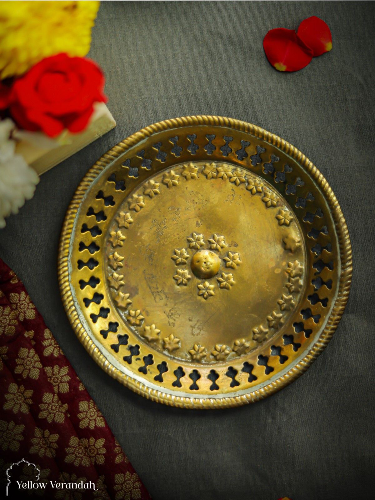 Vintage Brass Plate - 5.5"