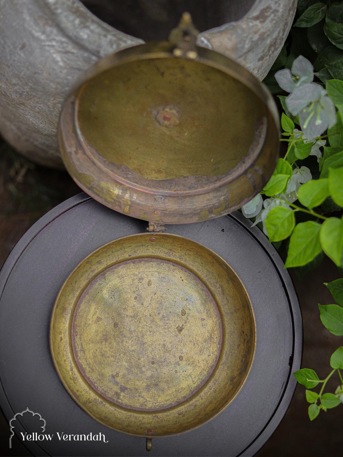 Vintage Brass Chapati Box - Dia 8"