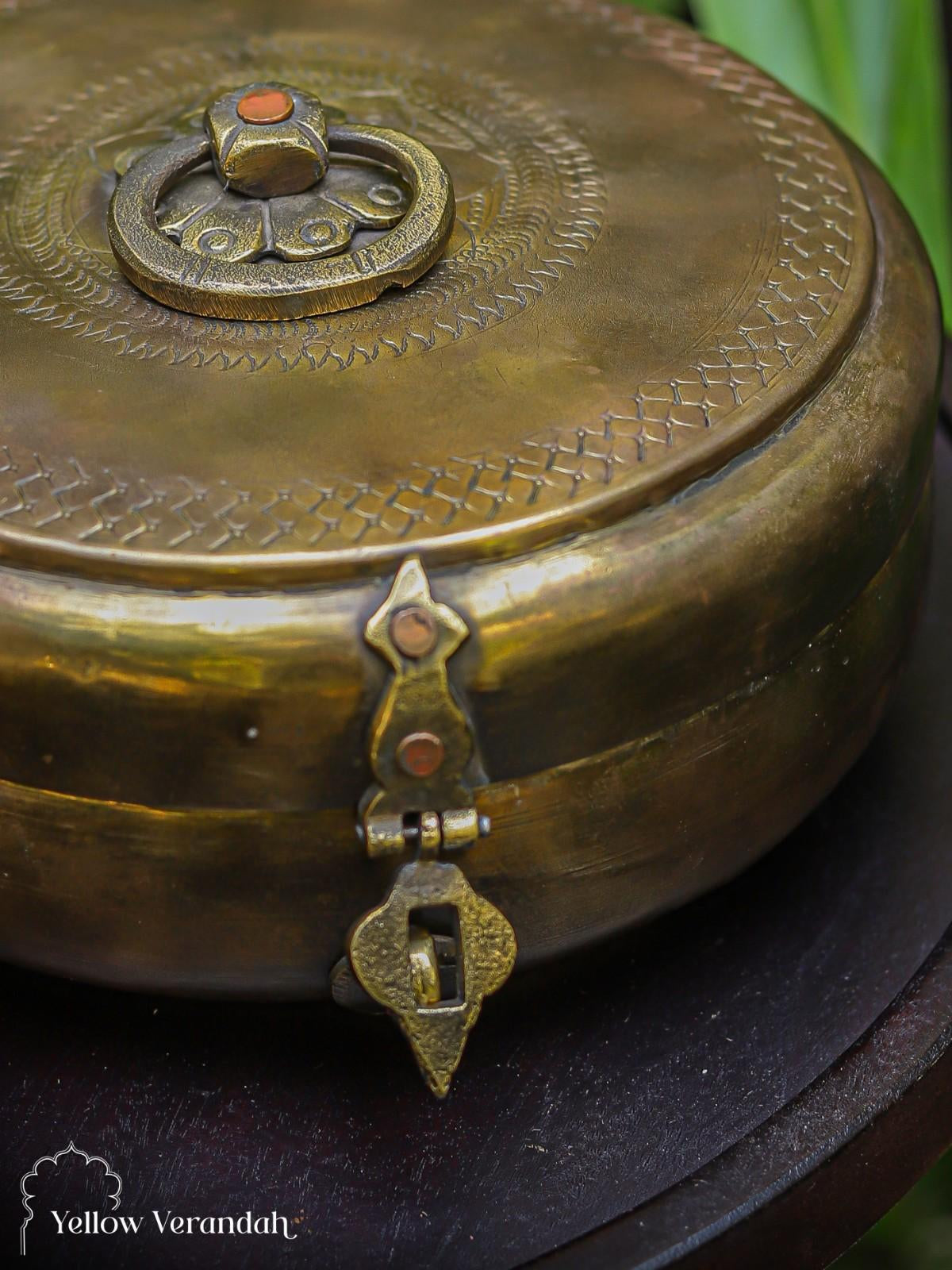 Vintage Brass Chapati Box - Dia 8"