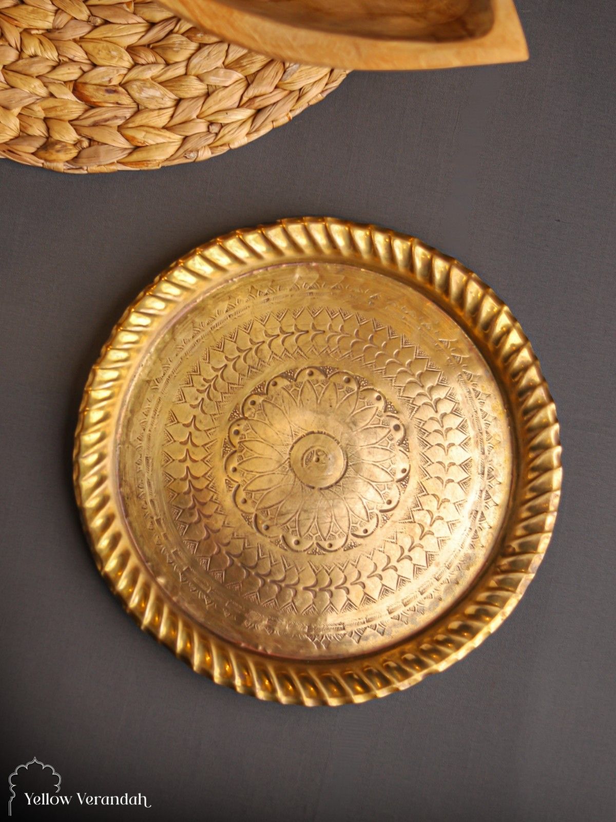Vintage Brass Plate - 8"