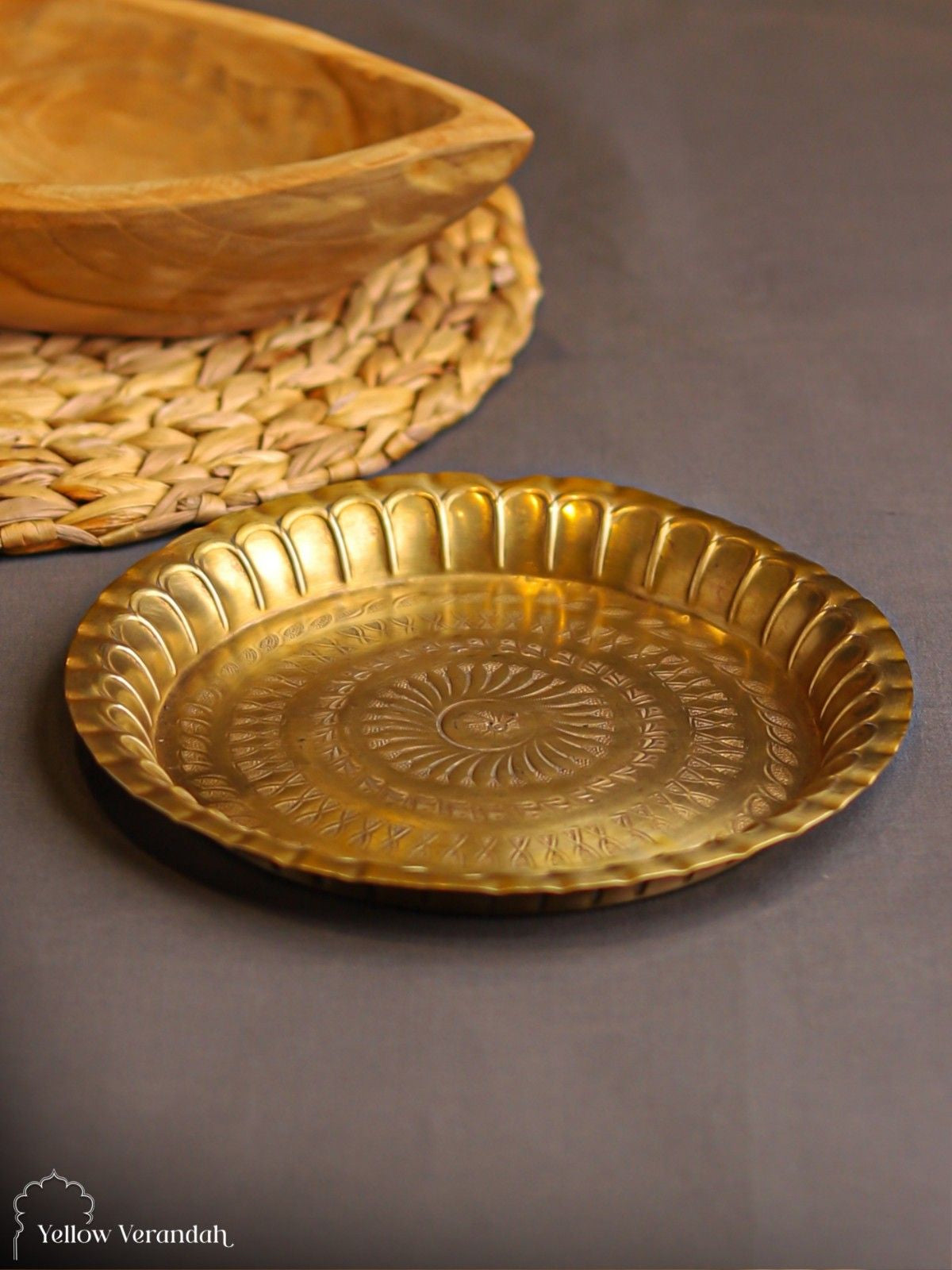 Vintage Brass Plate - 7.5"