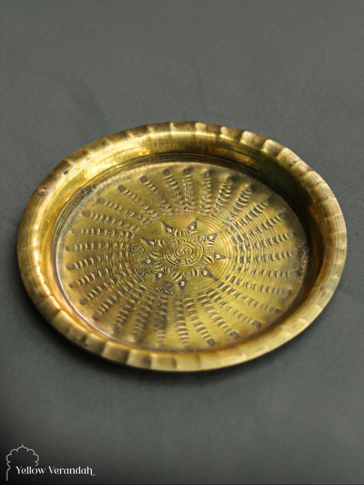 Vintage Brass Plate - 5.5"