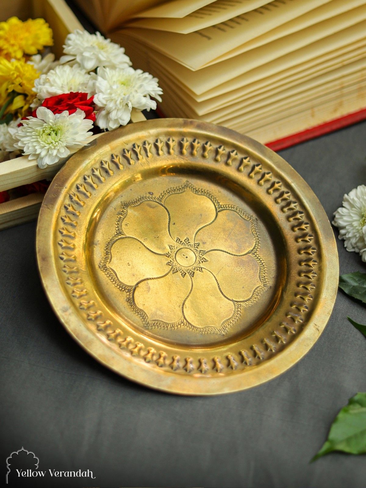 Vintage Brass Plate - 8"