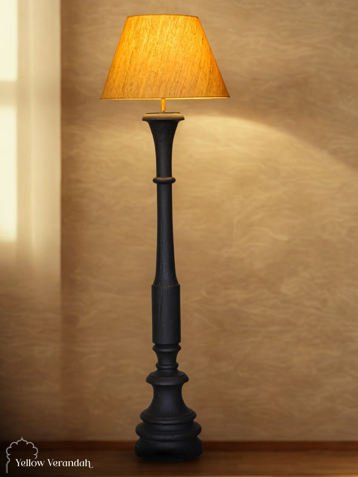 Turning Pillar Floor Lamp With Shade