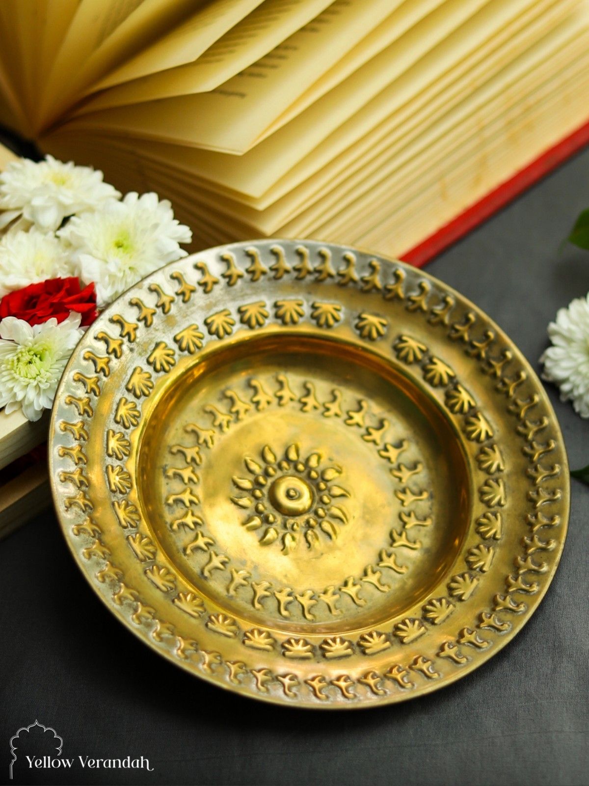 Vintage Brass Plate - 8"