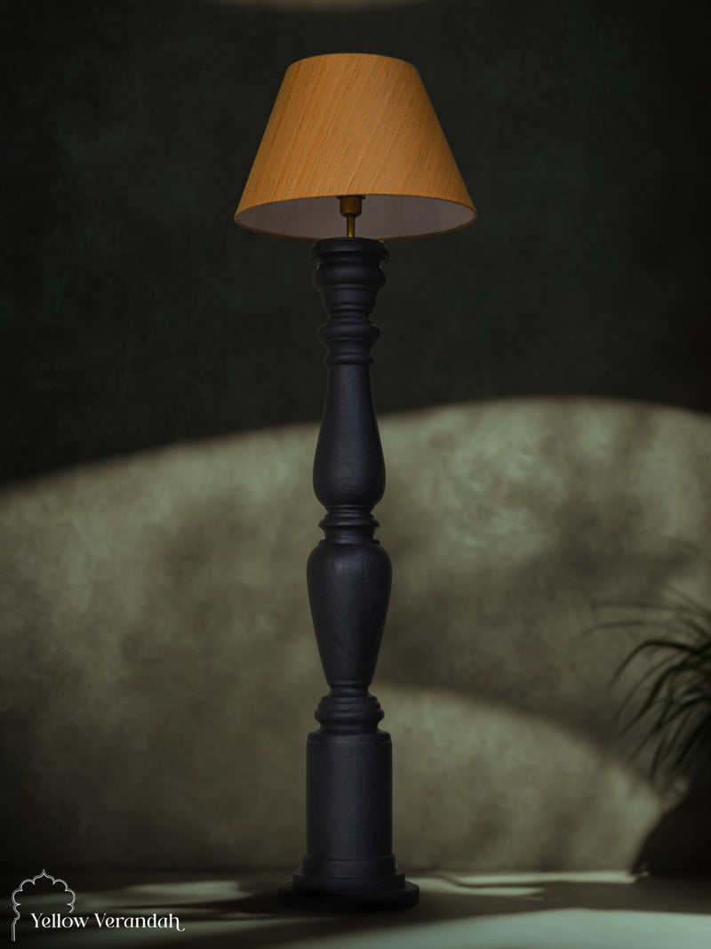 Turning Pillar Floor Lamp With Shade