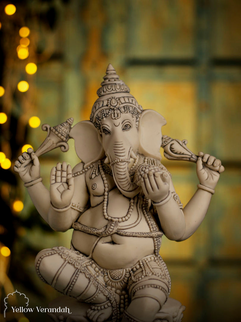 Ganapati Idol Sitting 