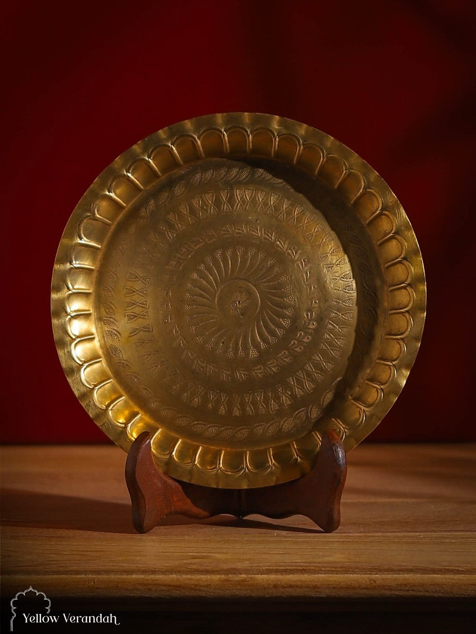 Vintage Brass Plate - 7.5"