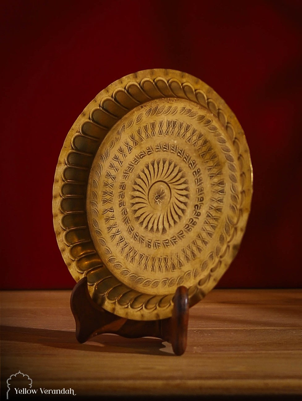 Vintage Brass Plate - 7.5"