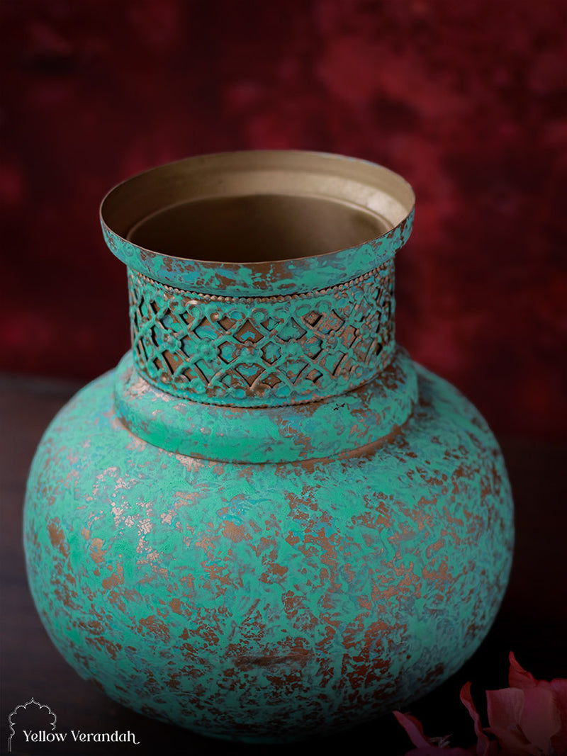 Iron Flower Vase -GREEN